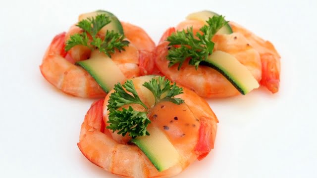 Hvad gemmer sig i sushiens krabbekødssalat?